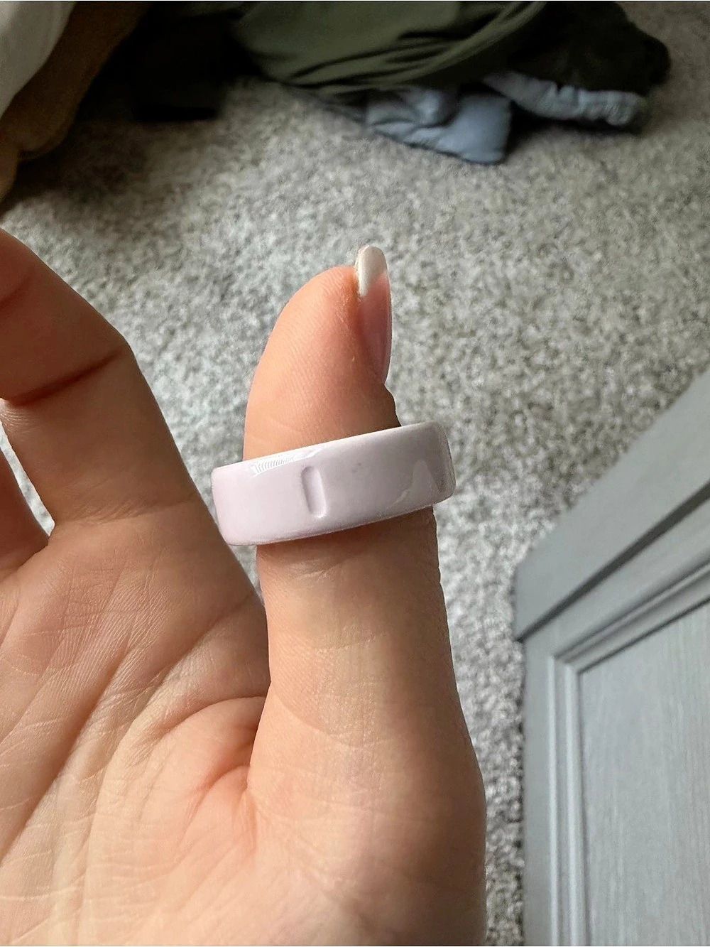 Oura Ring 4 Ceramic Smart Ring Size 8 Like New